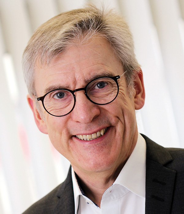 Prof. Dr. Bernd Haller